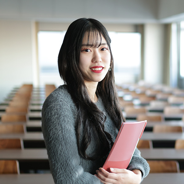 心理学部　現代応用心理学科 4回生 大山 琴実さん